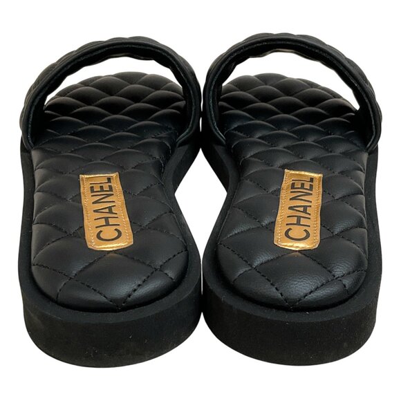 Chanel 2025 Black Quilted Leather Slide Sandals with Gold Logo - Picture 5 of 7